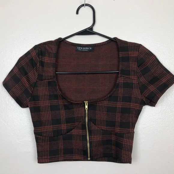 Liz & Sara Gingham Crop Top - Picture 1 of 4